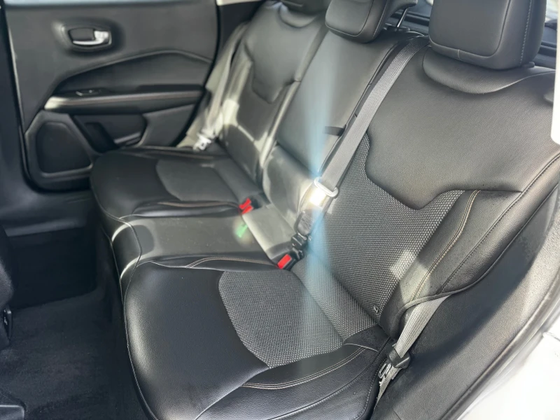 Jeep Compass 1.6 Multi-Jet 120kc Euro 6, снимка 13 - Автомобили и джипове - 52724734