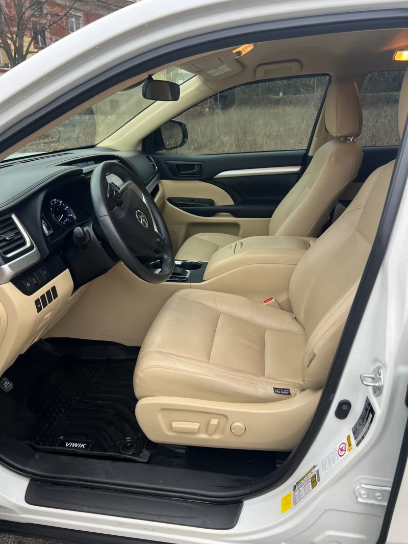 Toyota Highlander, снимка 10 - Автомобили и джипове - 53297356