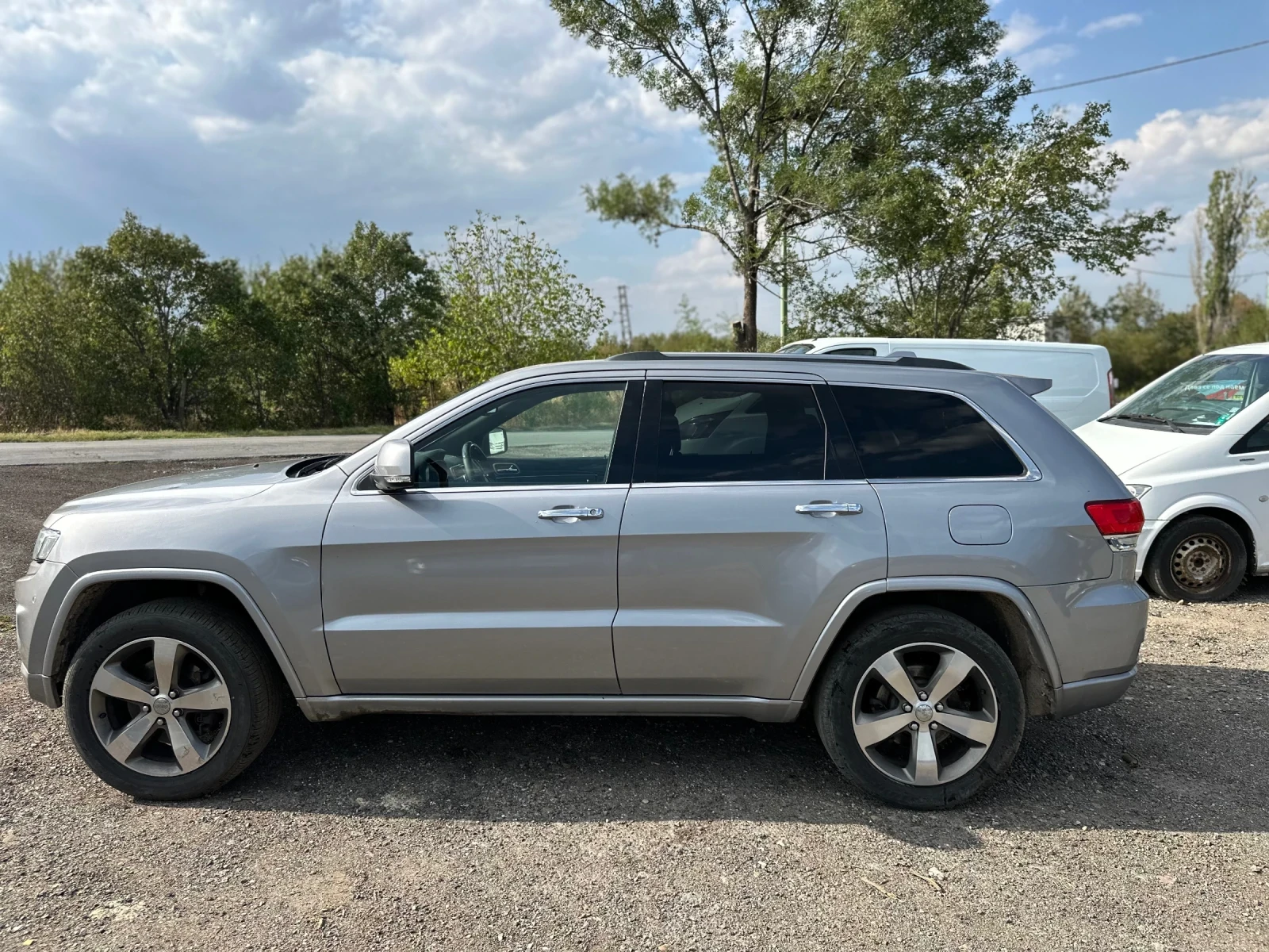 Jeep Grand cherokee Full Full - изображение 3