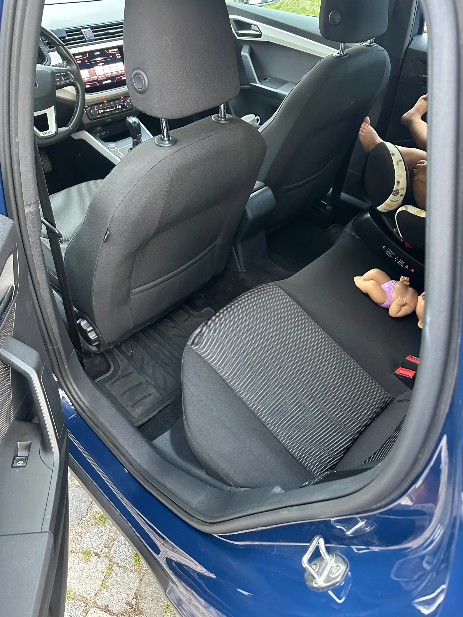Seat Arona 1.6 D Full Led Автоматик, Обслужена - изображение 9