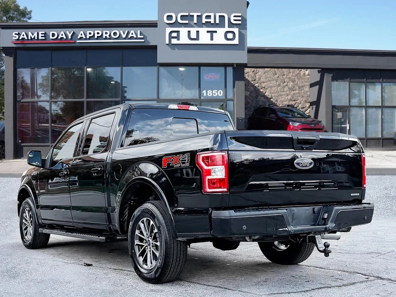 Ford F150 XLT* SUPERCREW* 5.5-ft. Bed 4WD*  - изображение 4