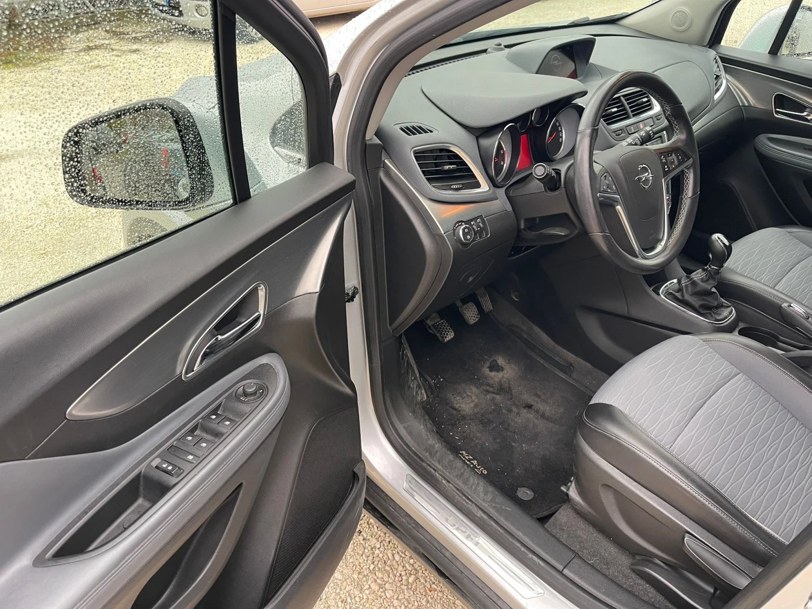 Opel Mokka (KATO НОВА) - изображение 6