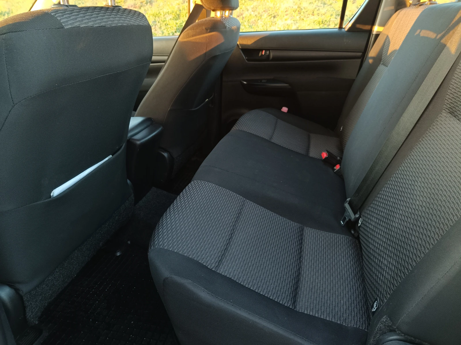 Toyota Hilux 2.4 D-4D 4WD | 9� �������� | Mobile.bg � ����������� 11