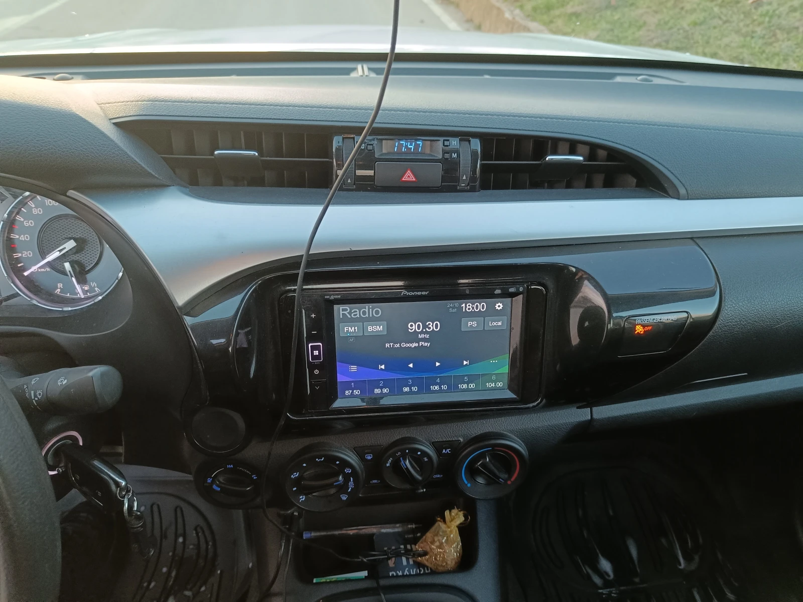 Toyota Hilux 2.4 D-4D 4WD | 9� �������� | Mobile.bg � ����������� 14