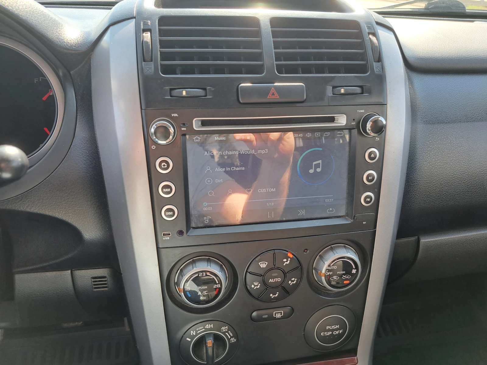 Suzuki Grand vitara 1.9 ddis, снимка 16 - Автомобили и джипове - 54100126