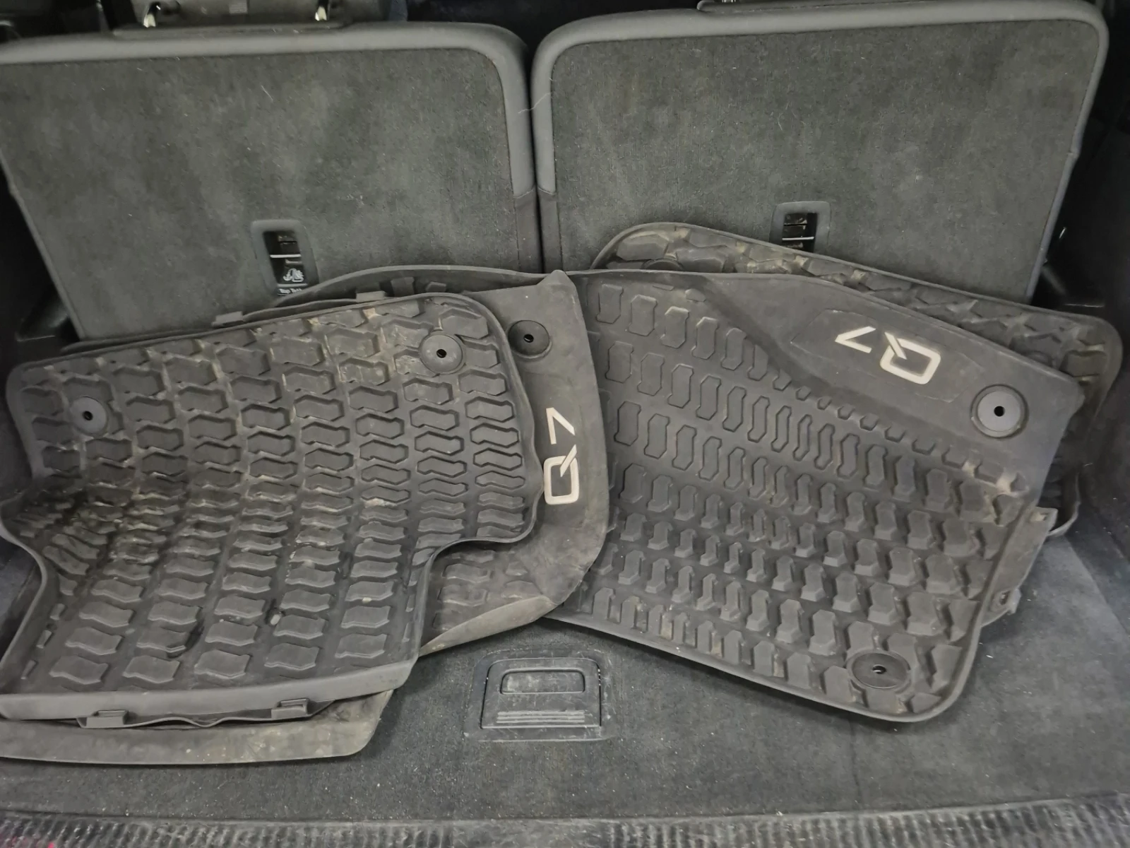 Audi Q7 Premium Plus 45 TFSI quattro, снимка 7 - Автомобили и джипове - 54383621