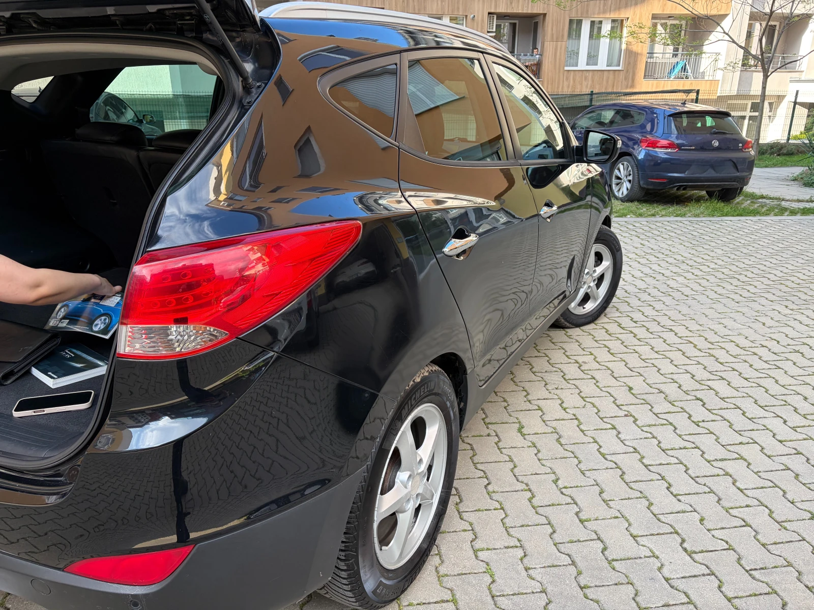 Hyundai IX35, снимка 13 - Автомобили и джипове - 54722231