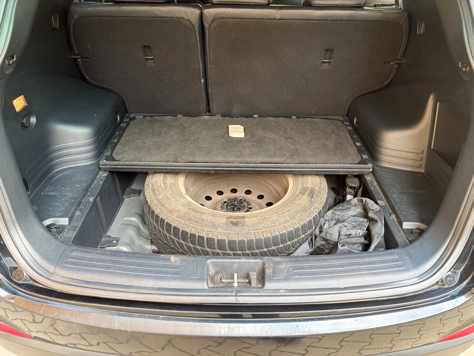 Hyundai IX35, снимка 12 - Автомобили и джипове - 54722231
