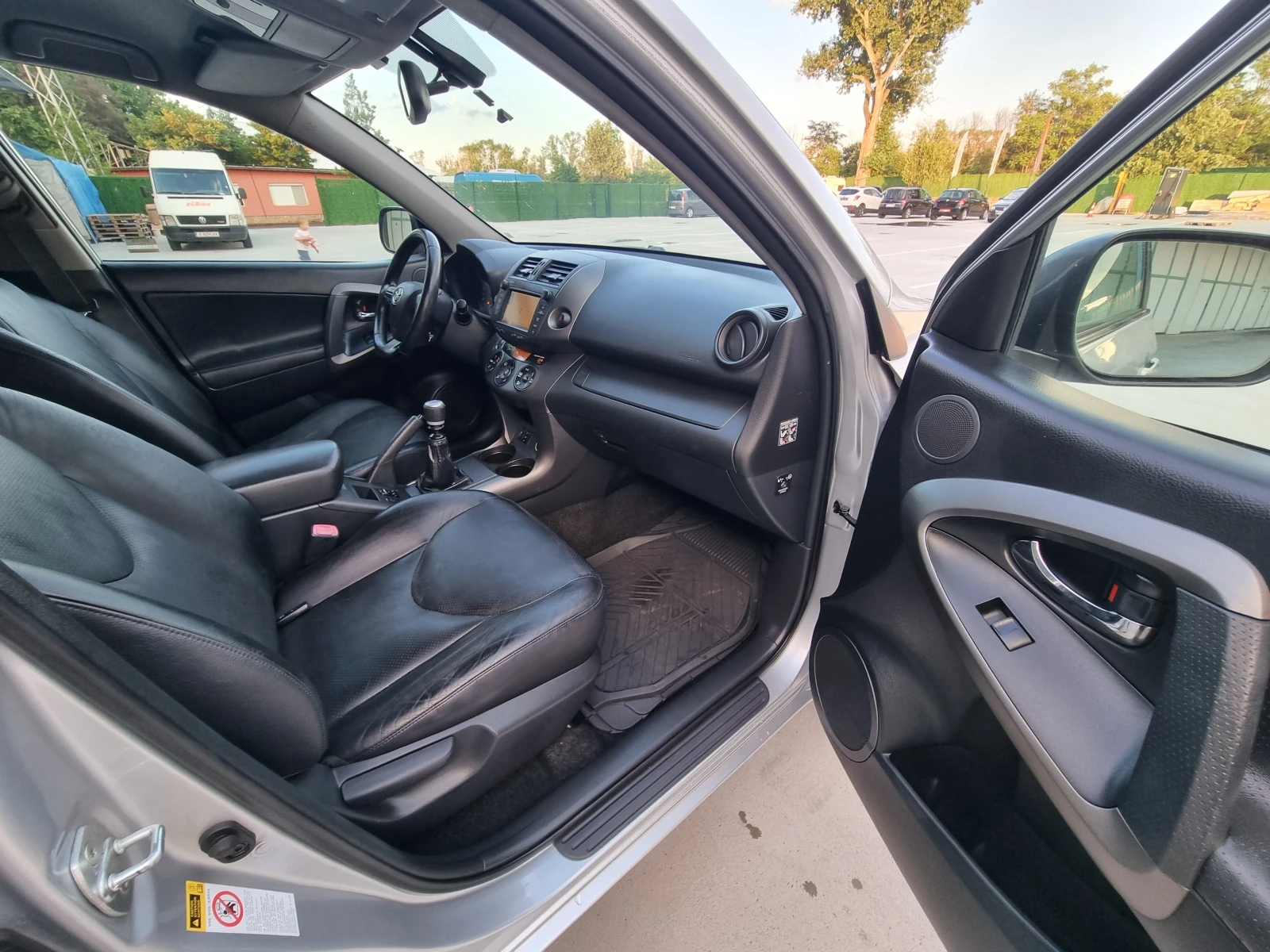 Toyota Rav4 2.2 D4D 150 �.�. 4�4 ���� ���� ���������� �������� | Mobile.bg � ����������� 17