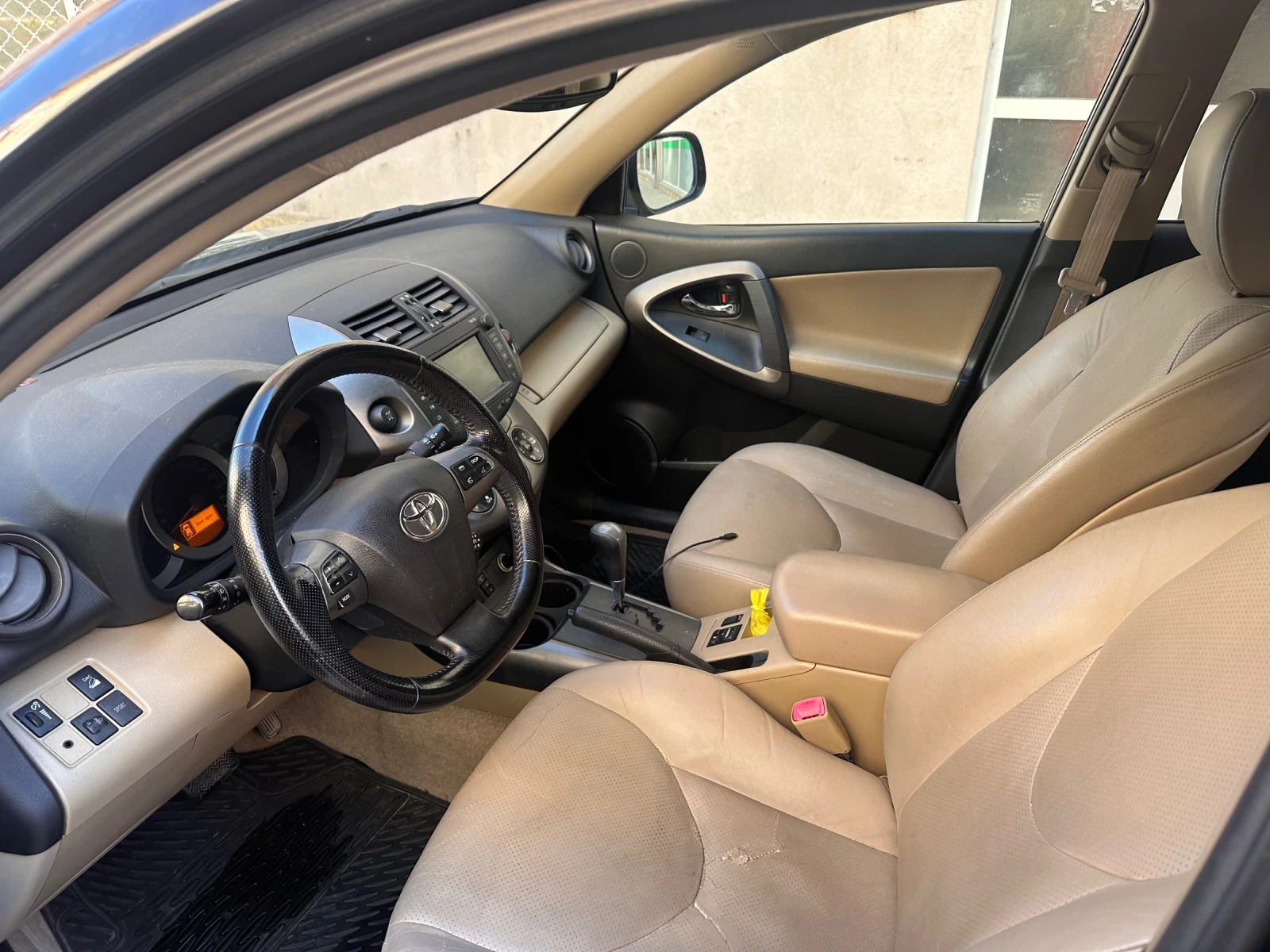 Toyota Rav4, снимка 6 - Автомобили и джипове - 55148257