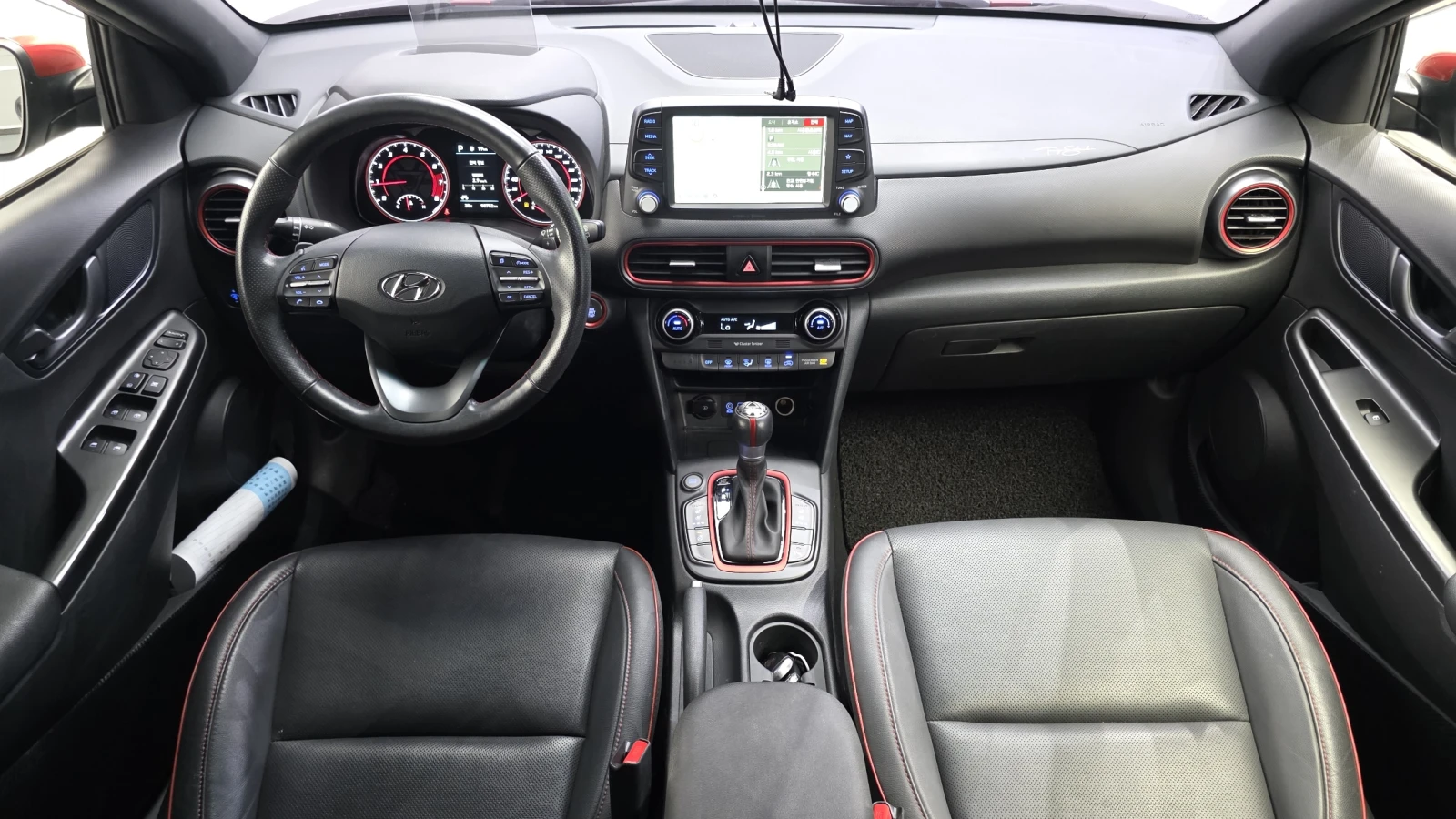 Hyundai Kona 1.6T Iron Man Edition* BLIND SPOT* КРАЙНА ЦЕНА, снимка 7 - Автомобили и джипове - 55594301