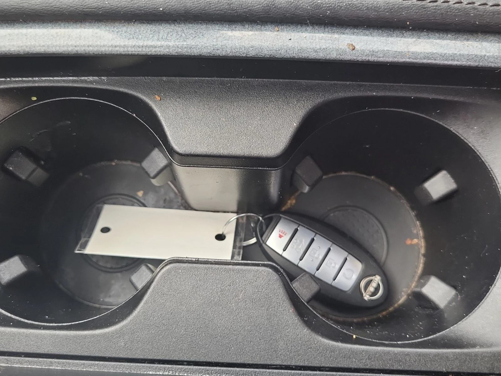 Nissan Armada SL 4x4 5.6L V8, снимка 17 - Автомобили и джипове - 55907553