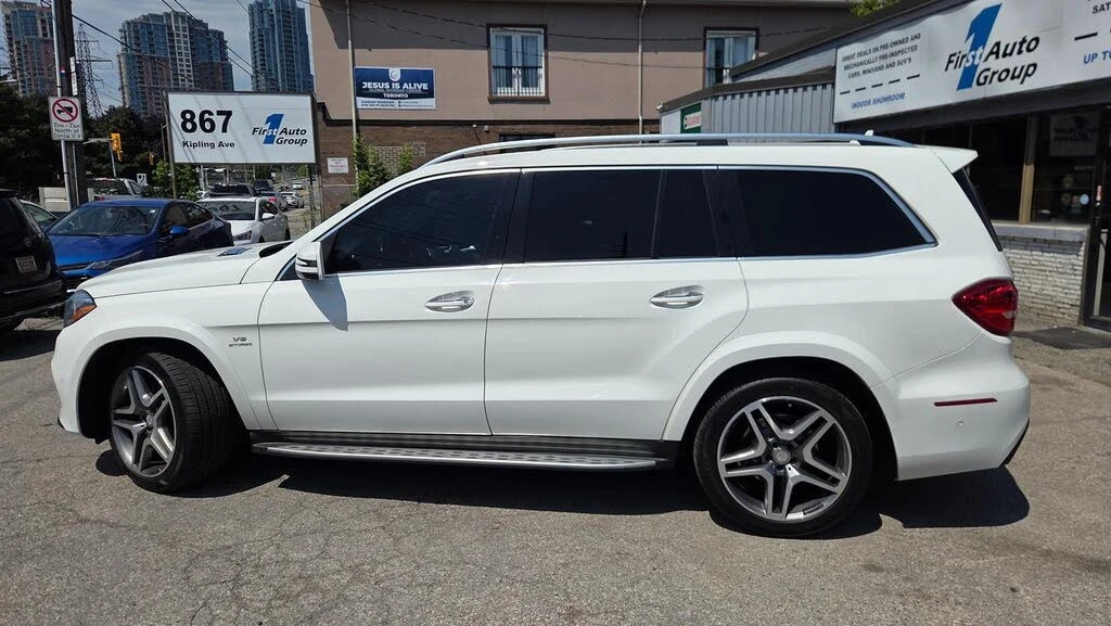 Mercedes-Benz GLS 500 4MATIC* AMG* 360 КАМЕРИ* КРАЙНА ЦЕНА* , снимка 7 - Автомобили и джипове - 56492698