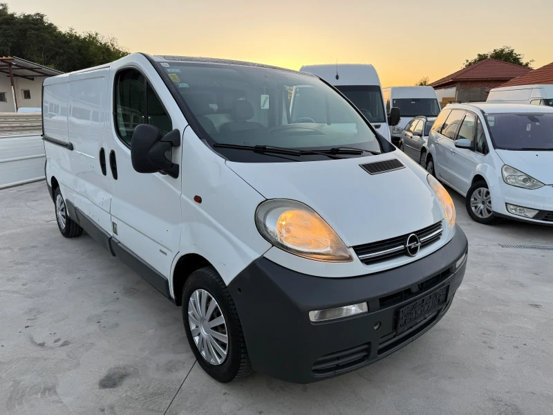 Opel Vivaro 1.9CDTI 2 СТРАНИЧНИ ВРАТИ, снимка 3 - Бусове и автобуси - 51645118