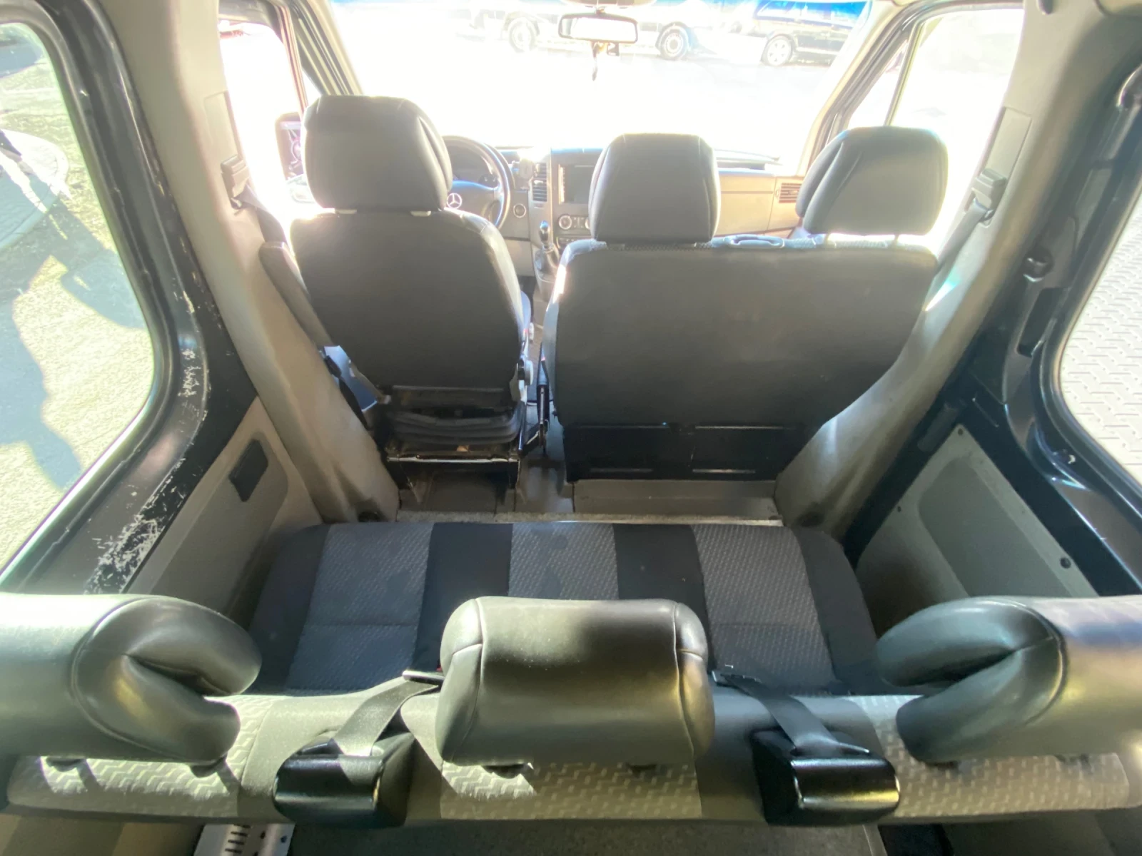 Mercedes-Benz Sprinter 318 3000 - изображение 9