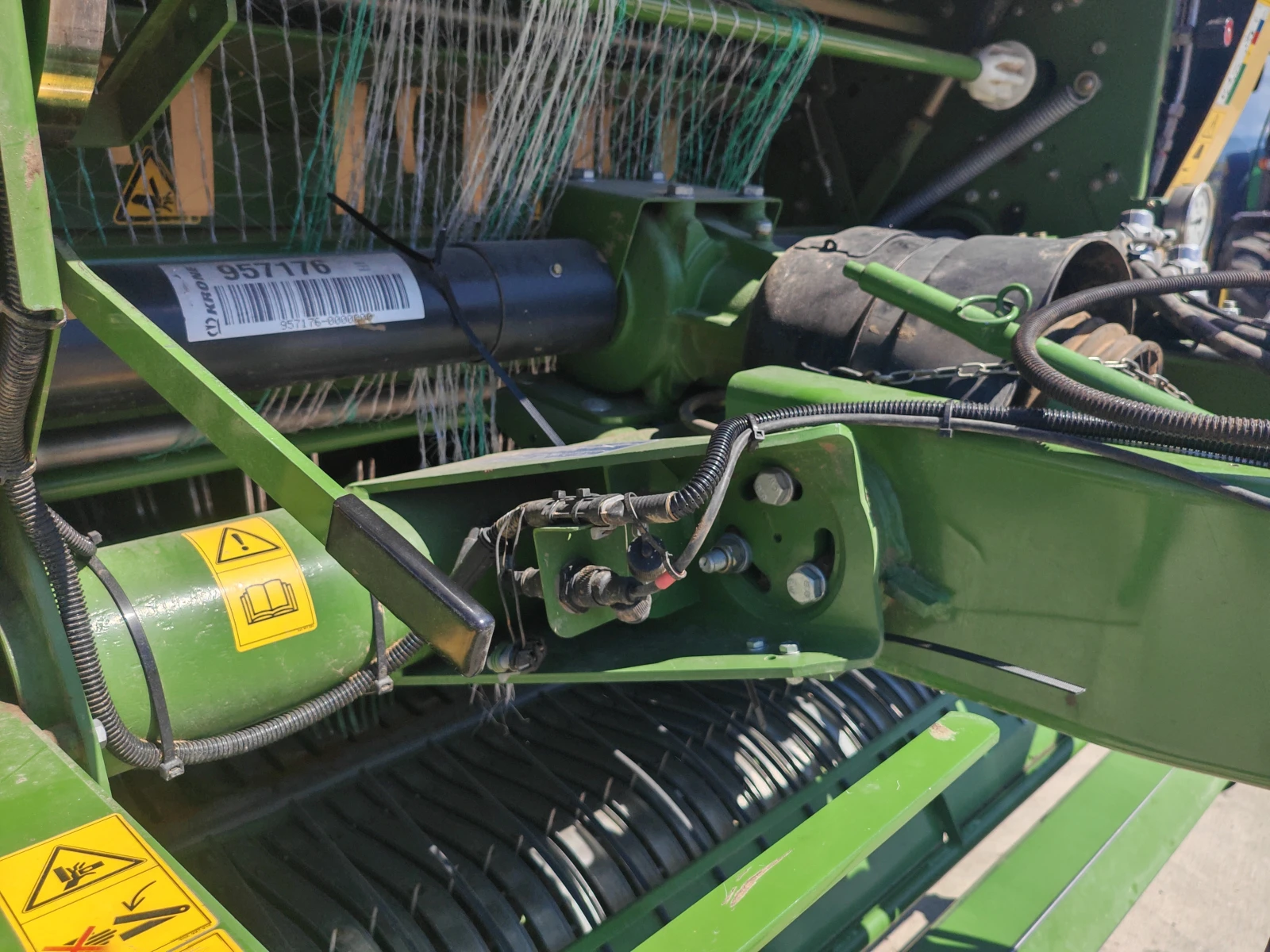 Балировачка Krone Krone Comprima V150 XC лизинг , снимка 8 - Селскостопанска техника - 54946269