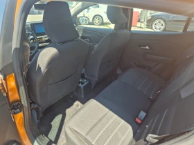 Dacia Sandero Stepway в гаранция!!! 27 000км, снимка 8