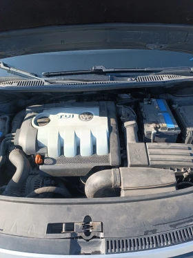 VW Touran 1.9 TDI DSG | Mobile.bg    4