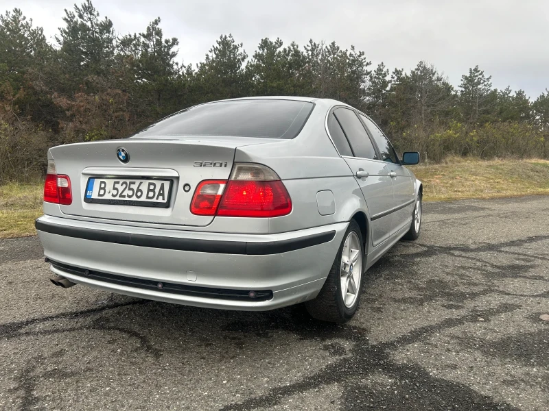 BMW 320 320I, снимка 4 - Автомобили и джипове - 48177248