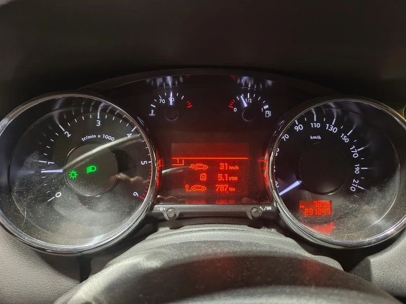 Peugeot 5008 6+ 1, снимка 11 - Автомобили и джипове - 51663320