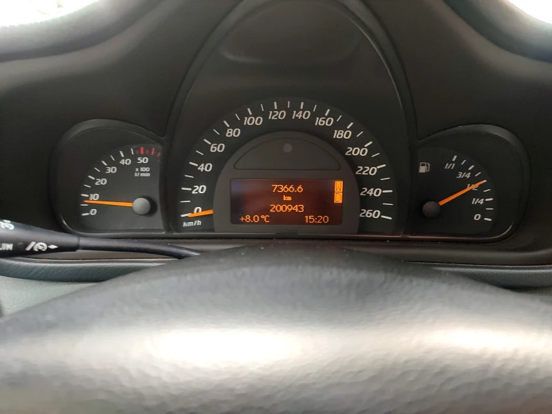 Mercedes-Benz C 220 220 CDI, снимка 14 - Автомобили и джипове - 49304362