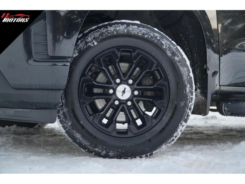 Chevrolet Silverado * 4x4 Crew Cab 147 RST Z71| LOADED RARE | DURAMAX , снимка 8 - Автомобили и джипове - 52928125