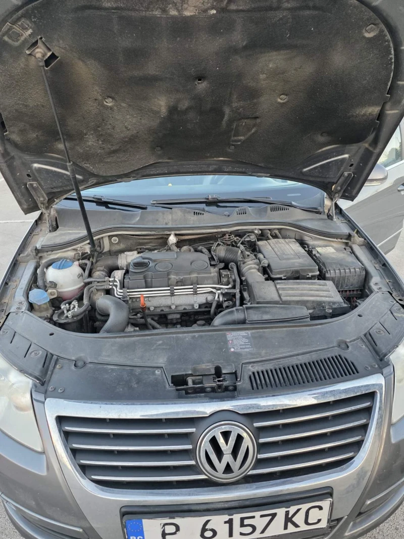 VW Passat 2.0TDI, снимка 14 - Автомобили и джипове - 52939003