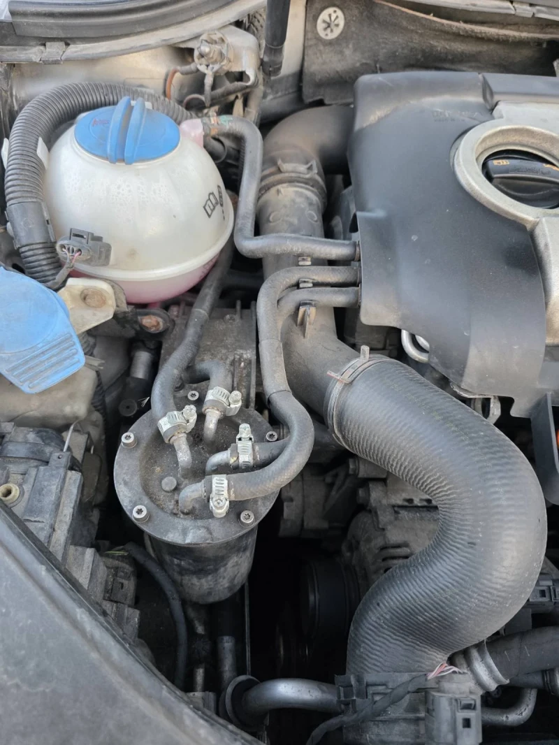 VW Passat 2.0TDI, снимка 13 - Автомобили и джипове - 52939003