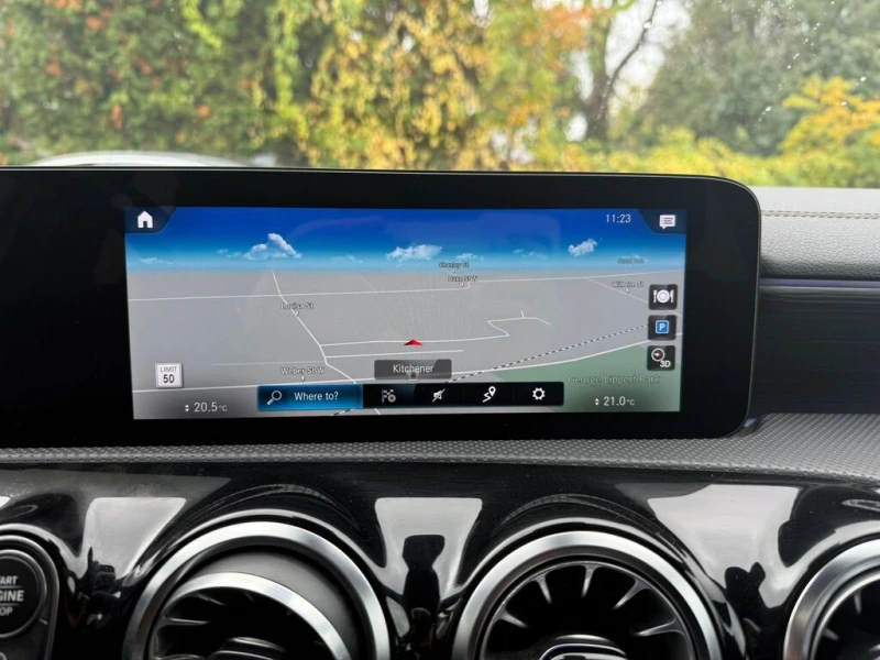 Mercedes-Benz A 220 * 4MATIC Sedan * CARFAX * ЦЕНА ДО БГ, снимка 9 - Автомобили и джипове - 52991671