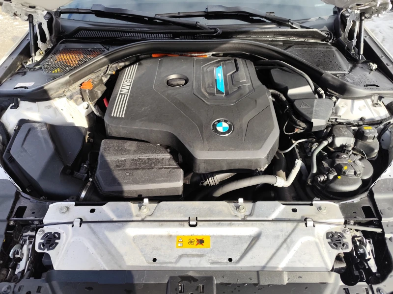 BMW 330 E* xDRIVE* 4x4* PLUG IN HYBRID* LED* КОЖА* CARPLAY, снимка 15 - Автомобили и джипове - 53043395