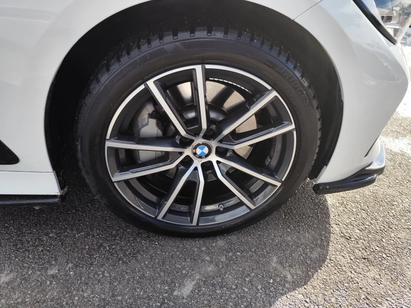 BMW 330 E* xDRIVE* 4x4* PLUG IN HYBRID* LED* КОЖА* CARPLAY, снимка 17 - Автомобили и джипове - 53043395