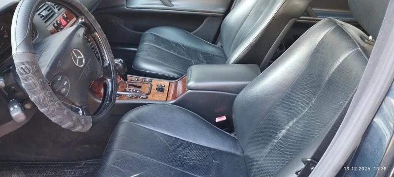 Mercedes-Benz 320 ЦДИ Климатроник, снимка 11 - Автомобили и джипове - 53051627