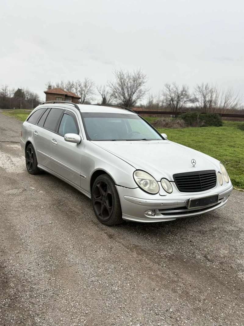 Mercedes-Benz E 320, снимка 2 - Автомобили и джипове - 53062347