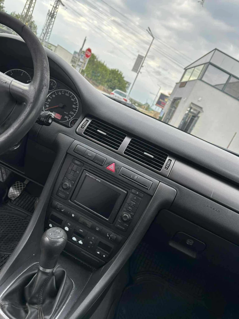 Audi A6, снимка 8 - Автомобили и джипове - 53204544