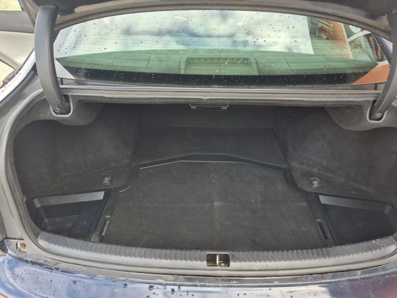 Lexus IS 220d Luxury, 2 ключа, 2 чифта дж, Двигател на 7000 км. , снимка 16 - Автомобили и джипове - 53390409