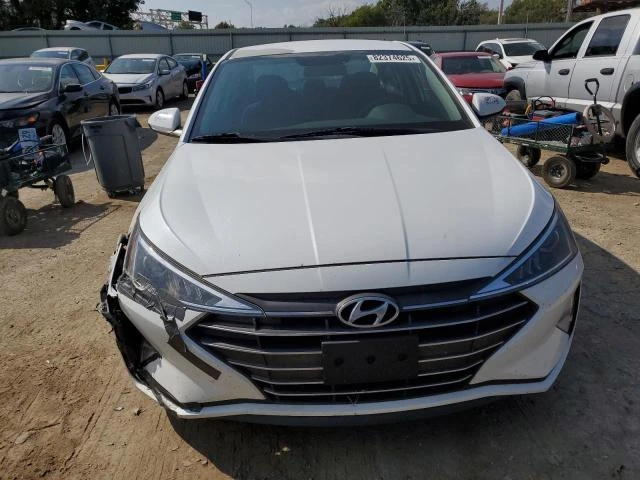 Hyundai Elantra SE - изображение 6