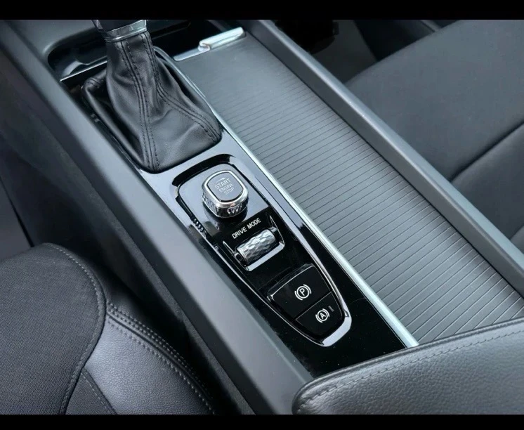 Volvo V60, снимка 11 - Автомобили и джипове - 55281791