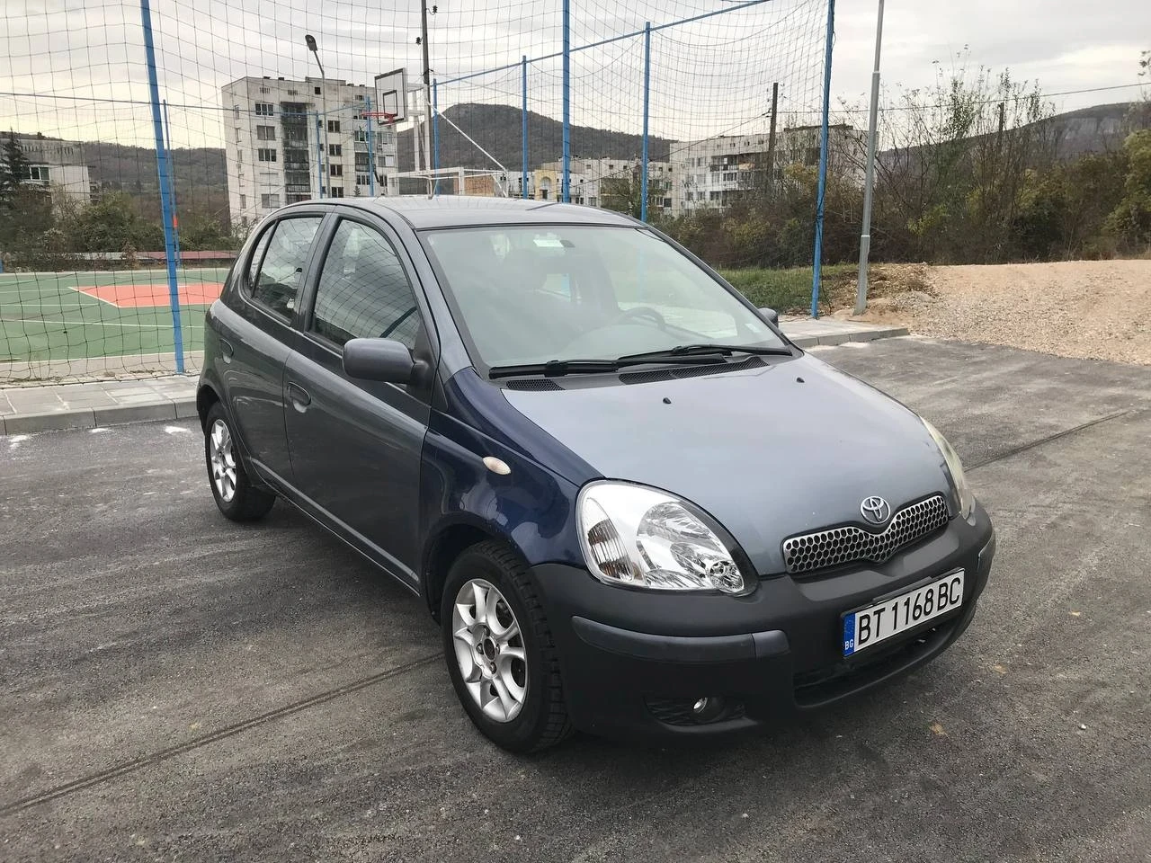 Toyota Yaris  - изображение 2