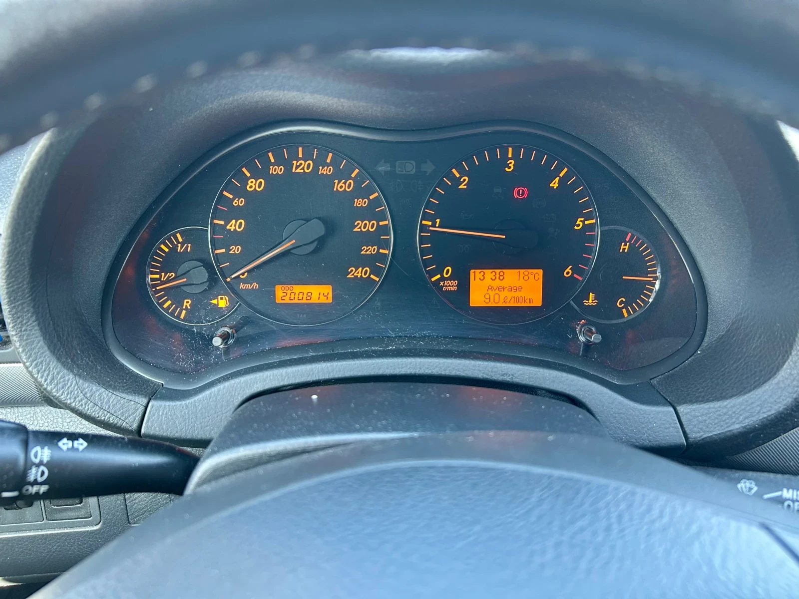 Toyota Avensis 2.0 D4D 126кс - изображение 9