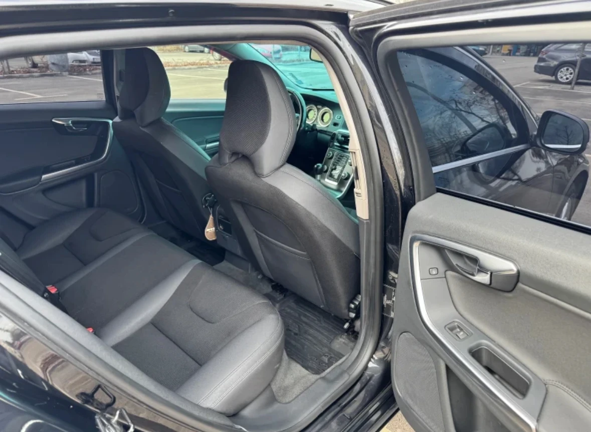Volvo V60 D3 - изображение 7
