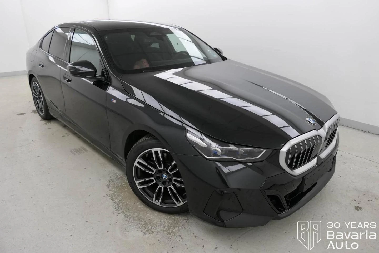 BMW 520 i M Sport Paket - изображение 4