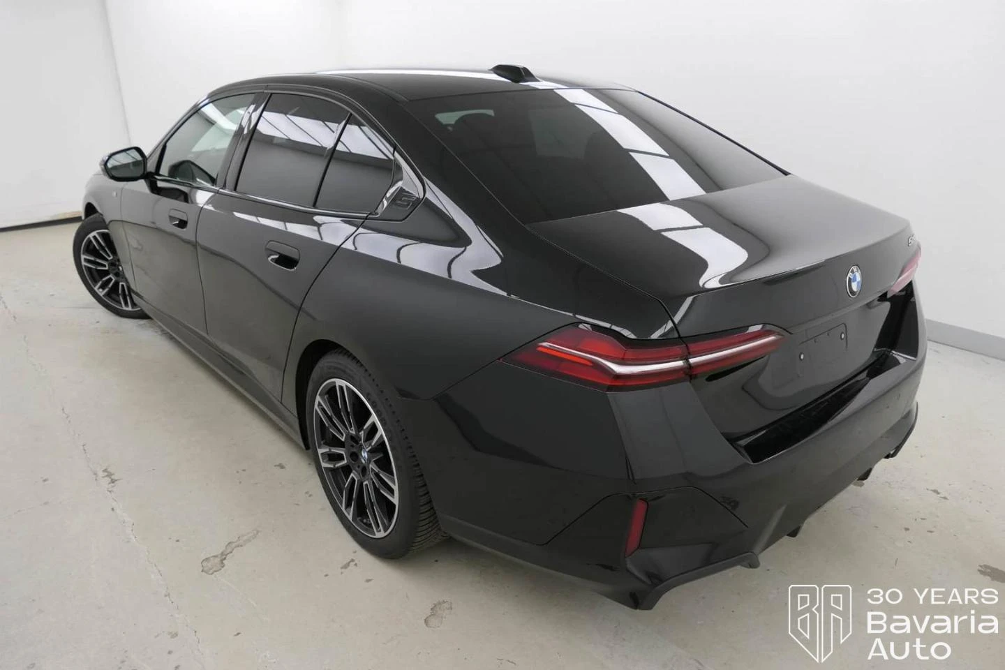 BMW 520 i M Sport Paket - изображение 2