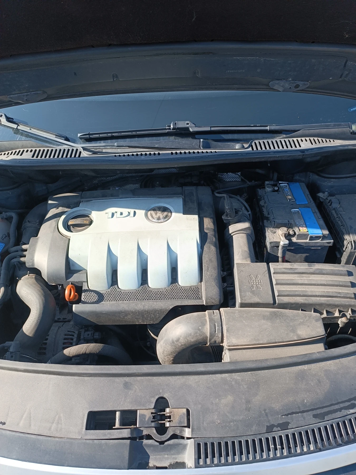 VW Touran 1.9 TDI DSG - изображение 4
