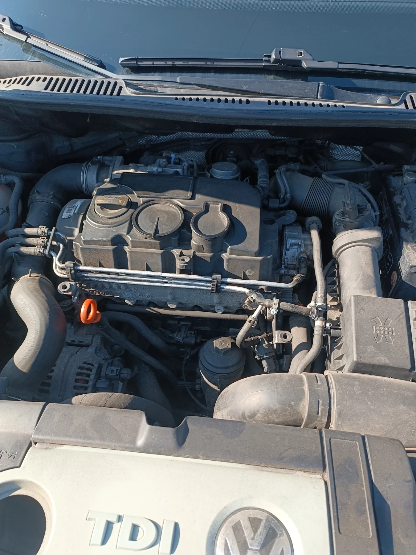 VW Touran 1.9 TDI DSG - изображение 9