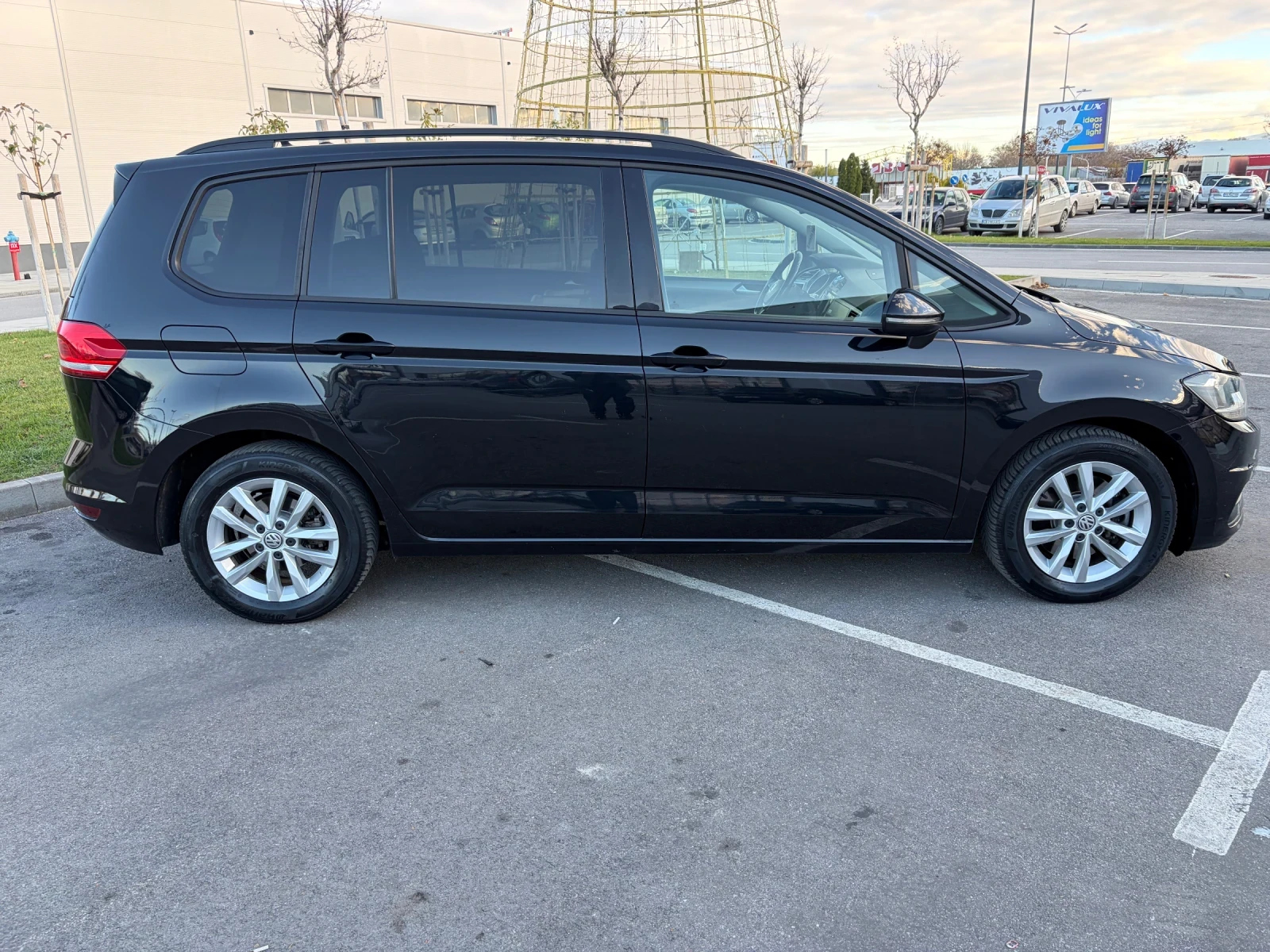 VW Touran 1.6 TDI EURO 6B 6-1 - изображение 7