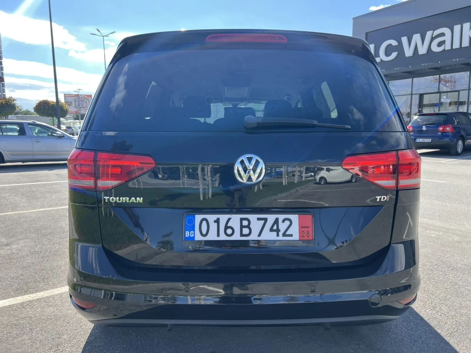 VW Touran 1.6 TDI EURO 6B 6-1 - изображение 6