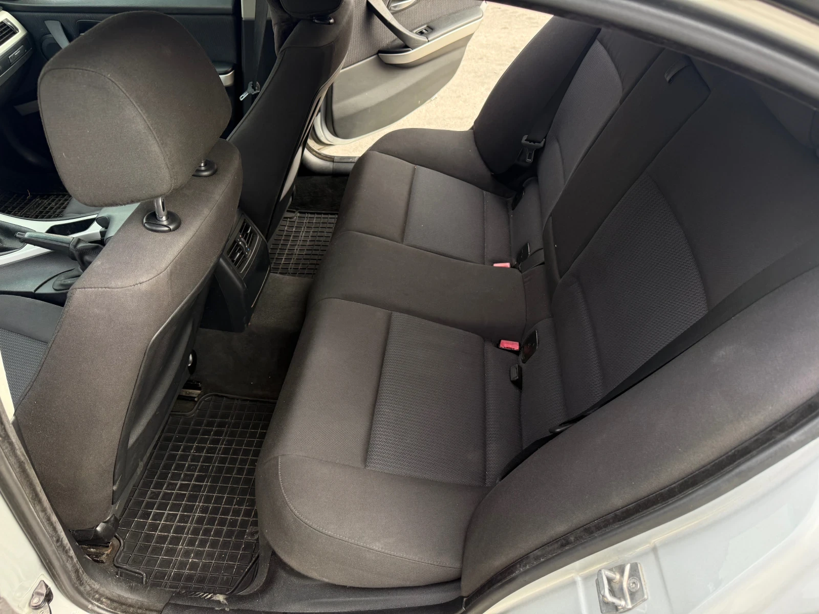 BMW 318 E90 LCI | Mobile.bg   10