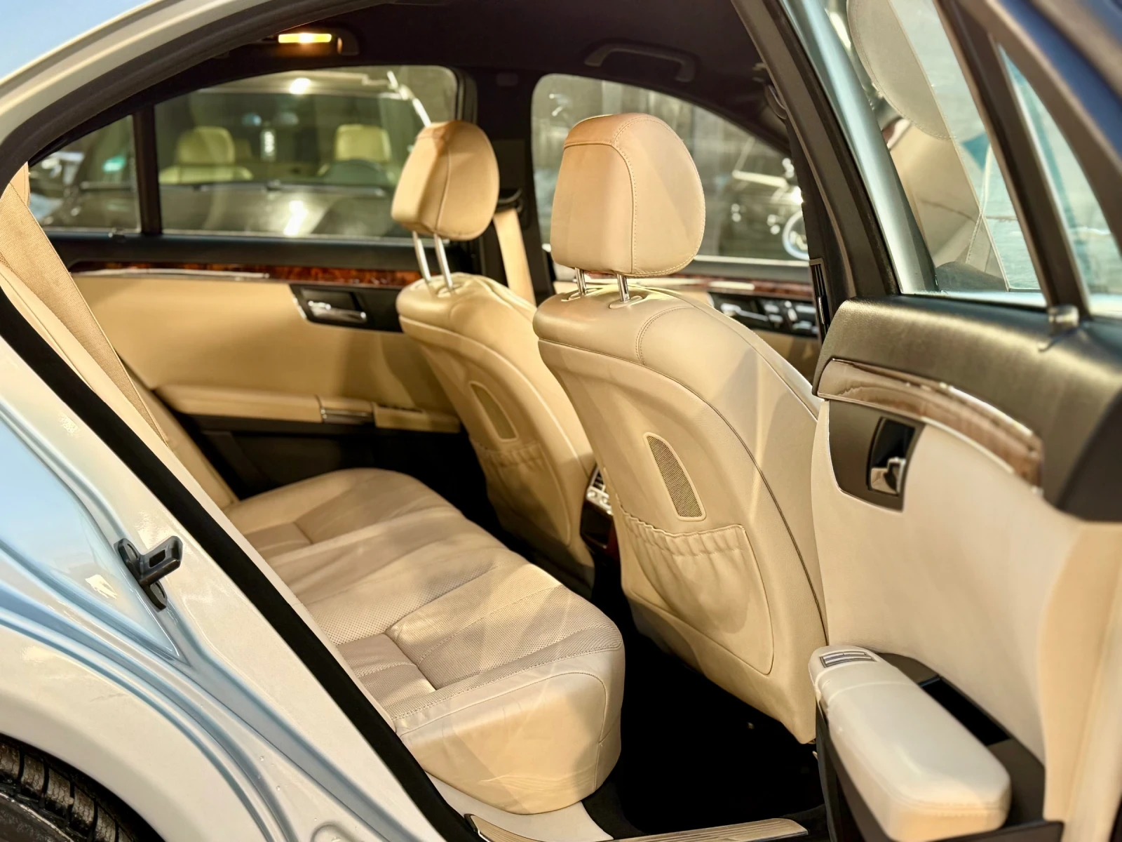 Mercedes-Benz CLS 320 �������* ���������* Start/Stop* �����* NithVision* | Mobile.bg � ����������� 15