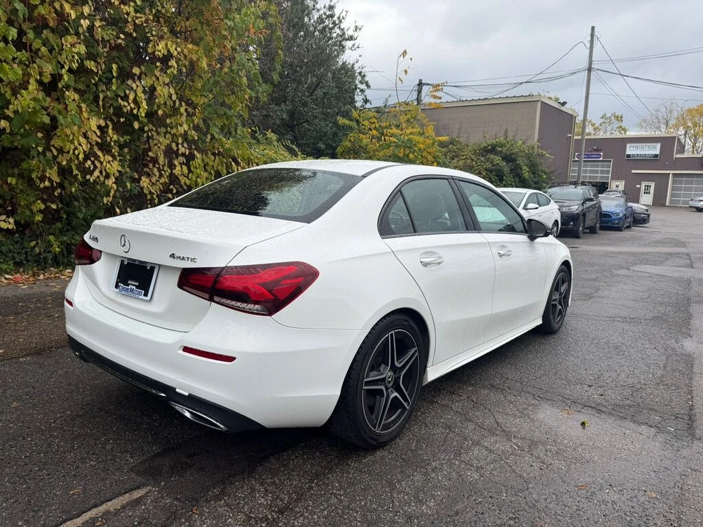 Mercedes-Benz A 220 * 4MATIC Sedan * CARFAX * ���� �� �� | Mobile.bg � ����������� 4