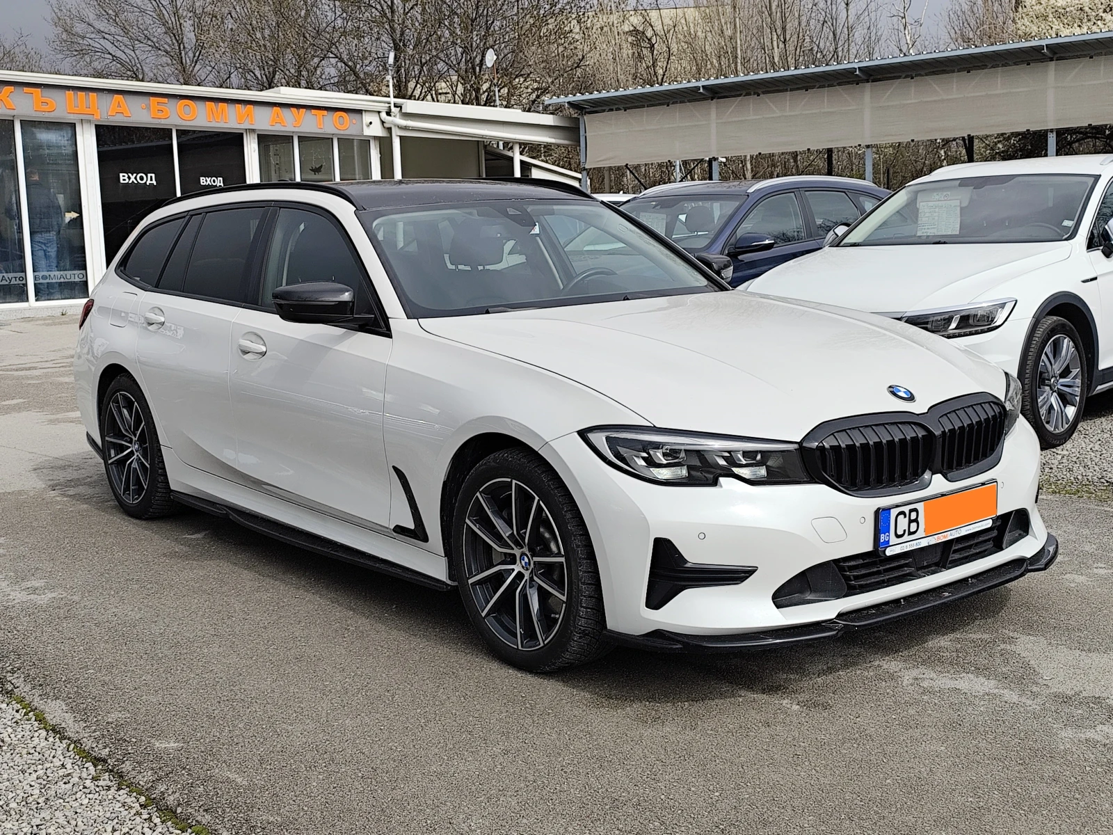 BMW 330 e xDrive* PLUG IN HYBRID* LED* ����* CARPLAY | Mobile.bg � ����������� 3
